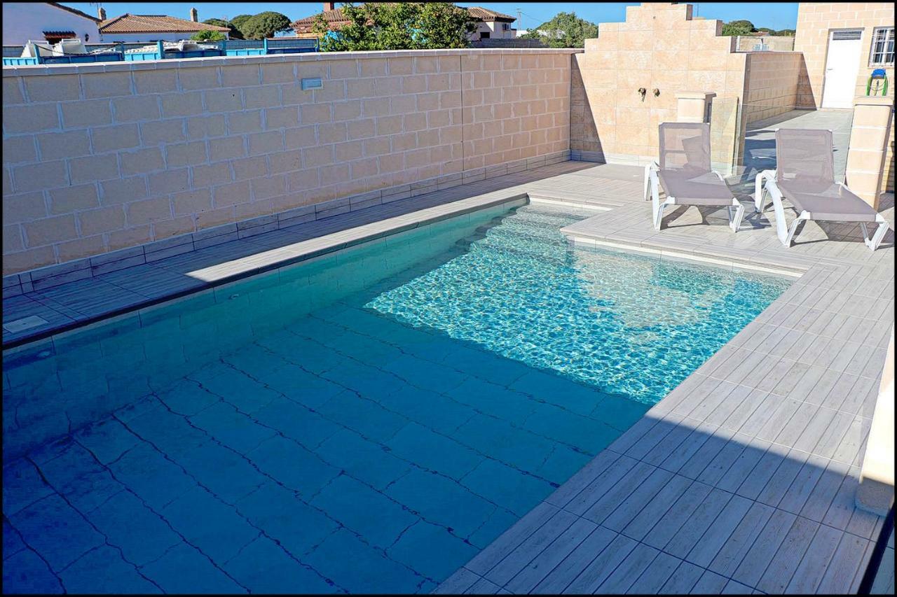 Chalet Penuelas Con Piscina โกนิล เด ลาฟรอนเตรา ภายนอก รูปภาพ