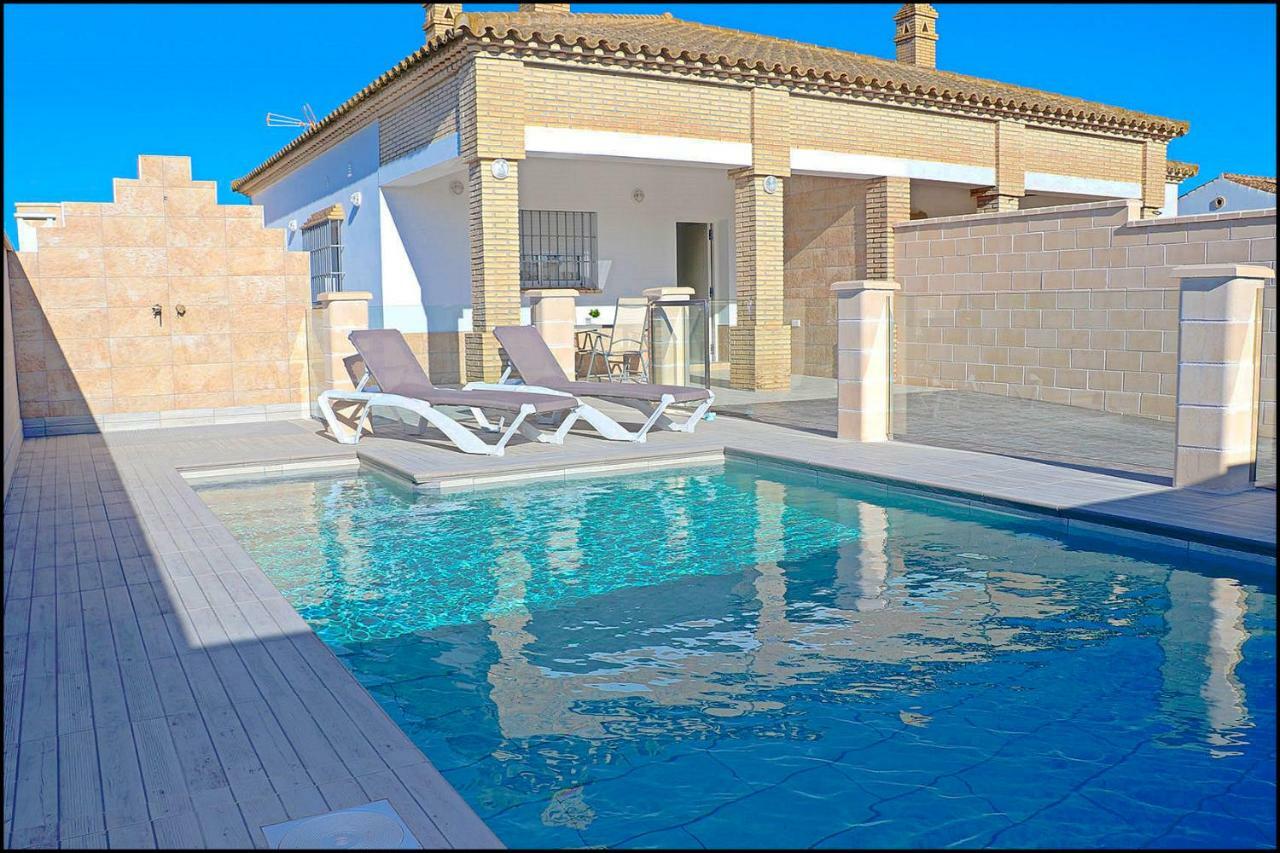 Chalet Penuelas Con Piscina โกนิล เด ลาฟรอนเตรา ภายนอก รูปภาพ